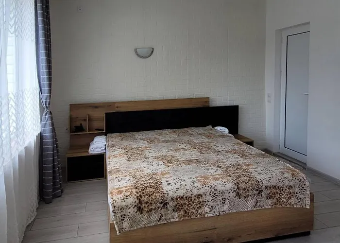 Pensiune виктория Chehlare